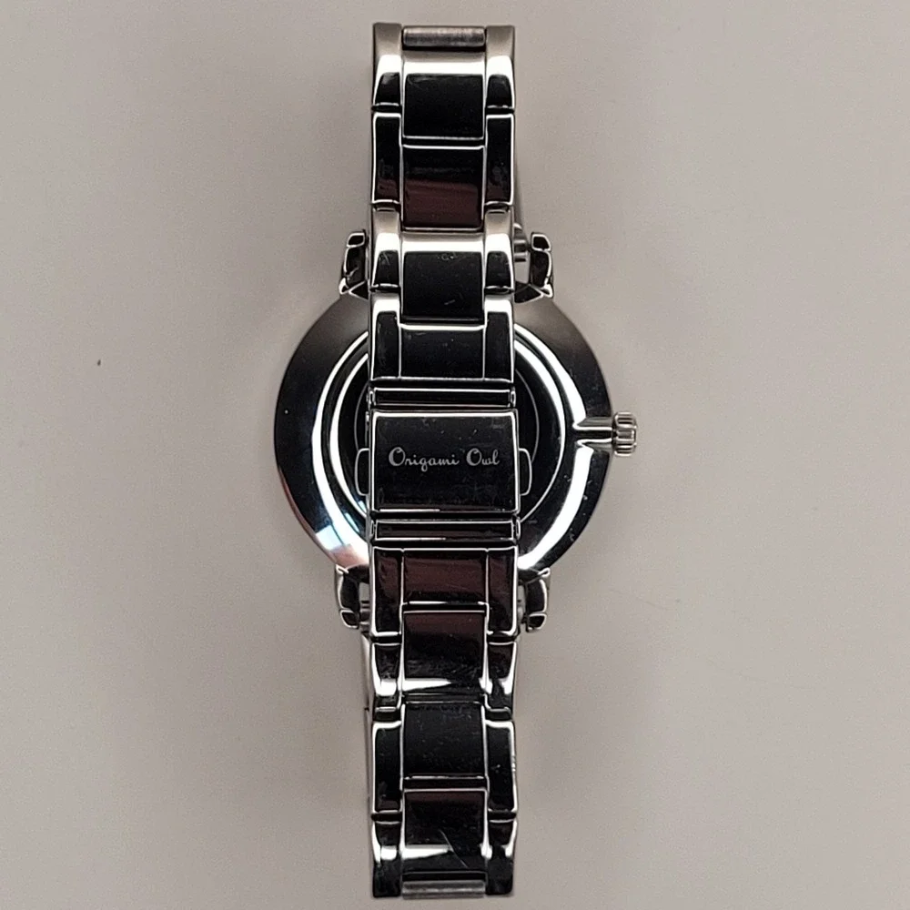 Origami Owl Silver Crystal Living Locket Watch - Red Lips & Blue Crystals